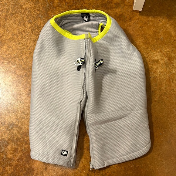 Pet wear - Picture 3 of 4